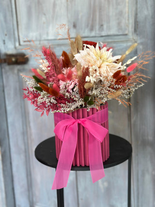 Cappelliera con Fiori Secchi Fucsia